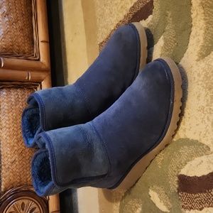 Ugg blue suede boots